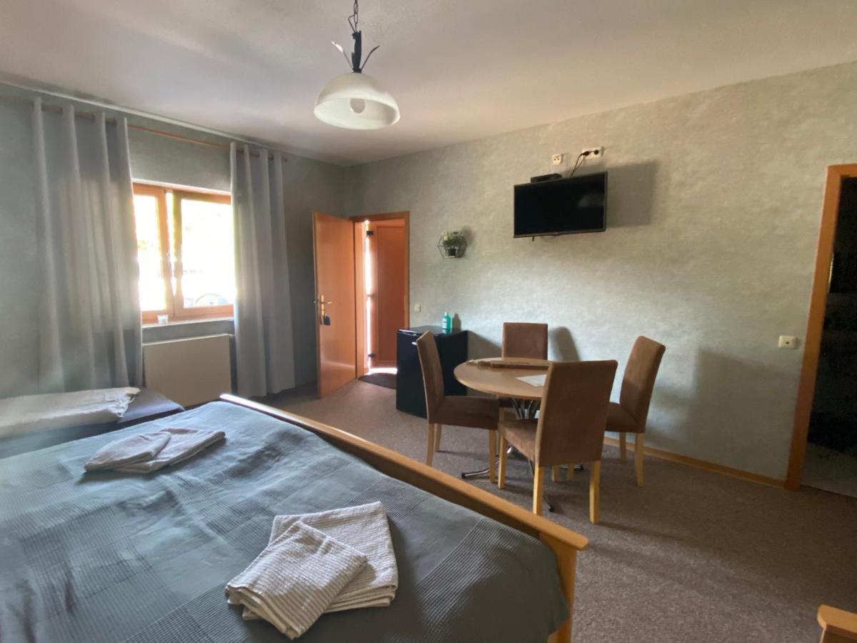 Rooms4Ring Privatzimmer Am Nurburgring Quiddelbach Kültér fotó