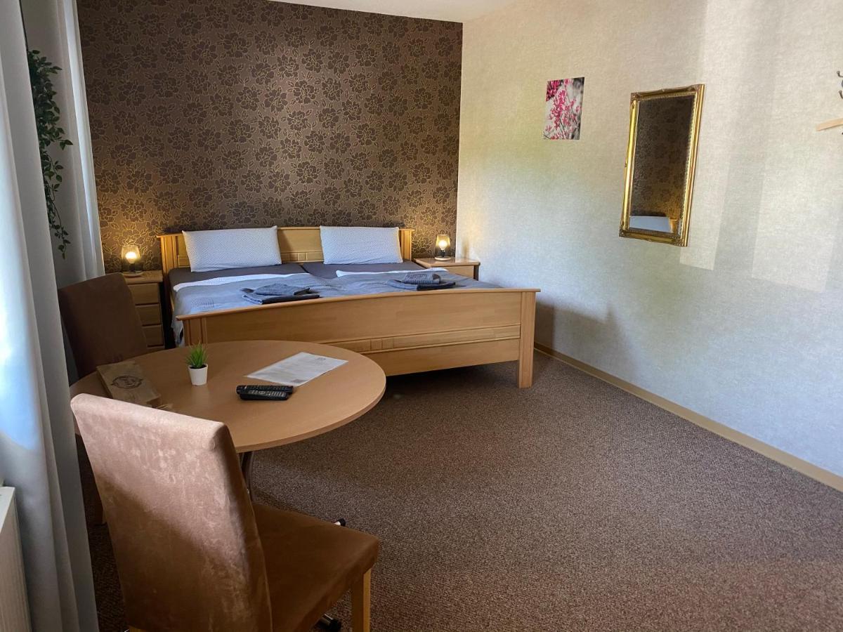 Rooms4Ring Privatzimmer Am Nurburgring Quiddelbach Kültér fotó